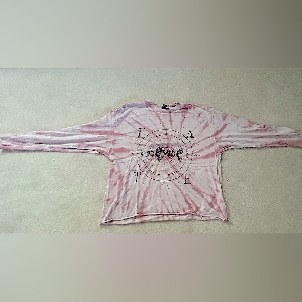 forever 21 astrology shirt medium